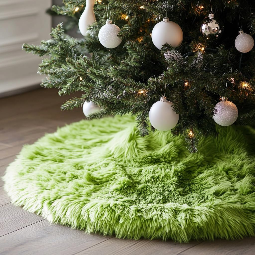 AOGU 48” White Faux Fur Christmas Tree Skirt – Holiday Decor